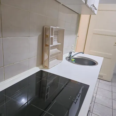 Sg, Apartment